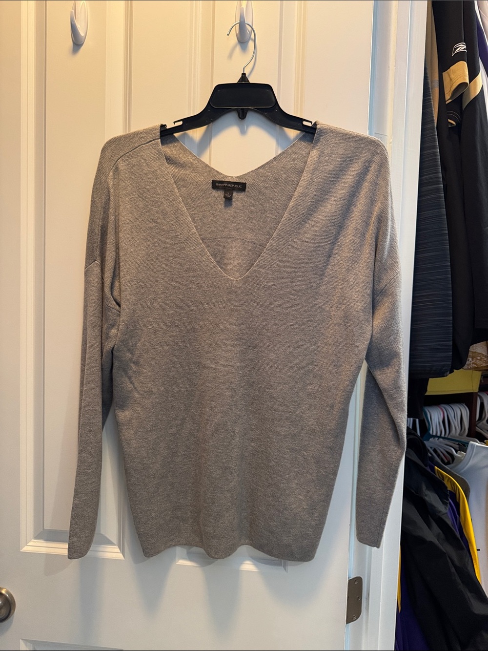 Banana Republic Light Gray V-Neck Sweater
